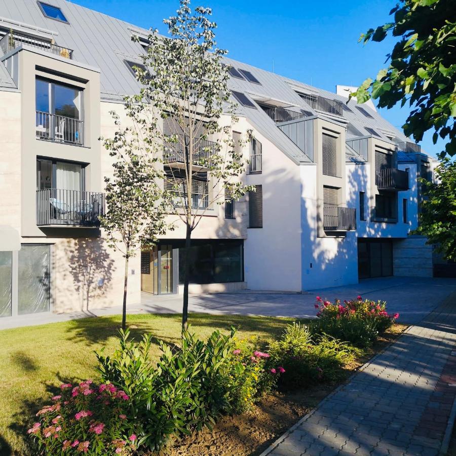 Lilie Appartement In Heviz Mit Tiefgarage, New And Modern 외부 사진