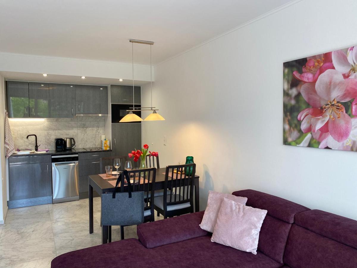 Lilie Appartement In Heviz Mit Tiefgarage, New And Modern 외부 사진